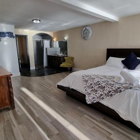 Oceanfront Serenity In Gated Community Near Rosarito Harry Manzo Eksteriør billede