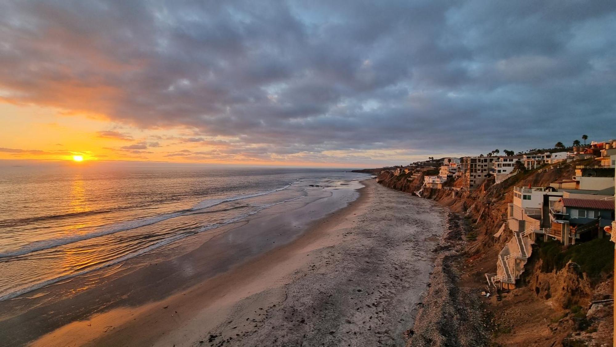 Oceanfront Serenity In Gated Community Near Rosarito Harry Manzo Eksteriør billede